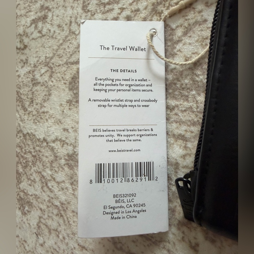 NWT BEIS Travel Wallet - Picture 6 of 6